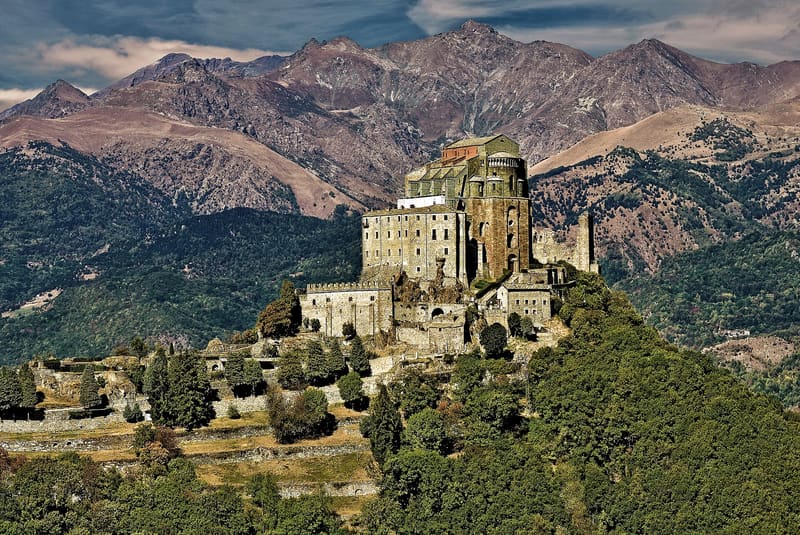 La Sacra di San Michele arroccata sul monte Pirchiriano